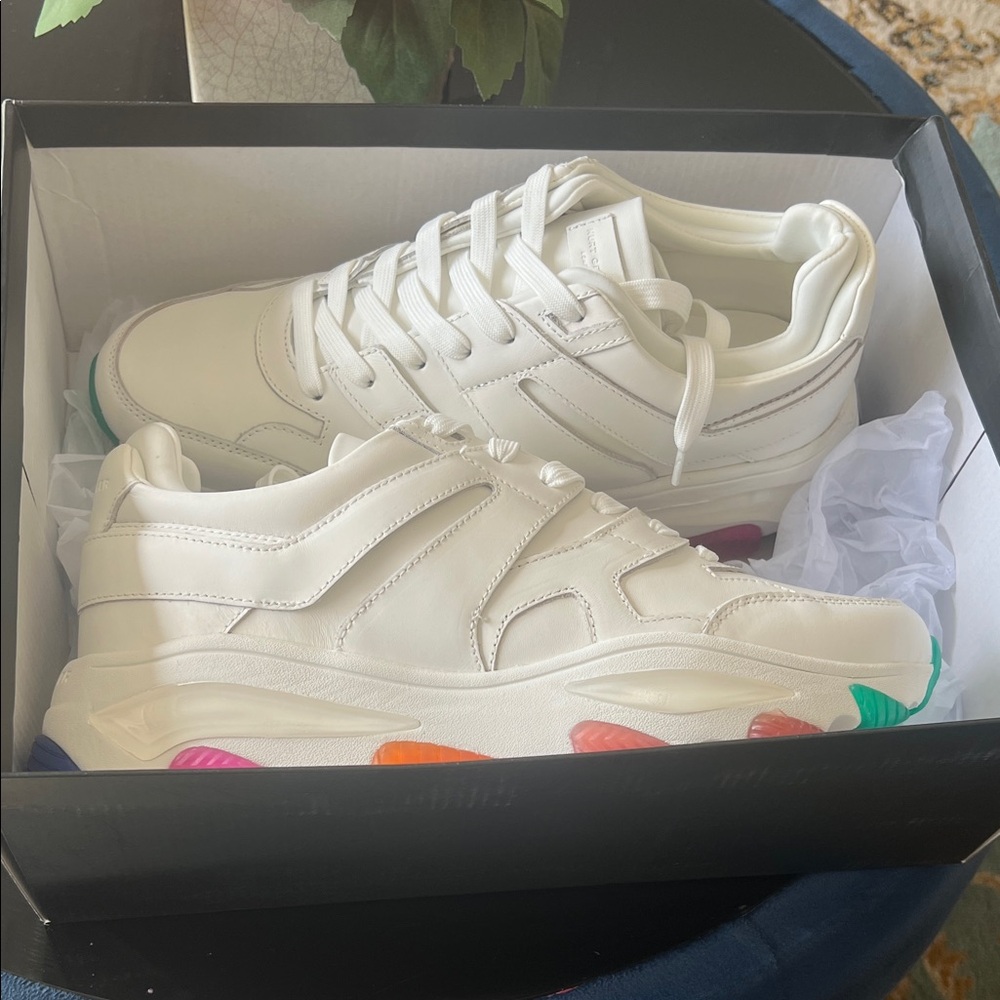 Kurt Geiger Lettie Men’s White Leather Sneakers Rainbow Sole Size 9.5 NEW